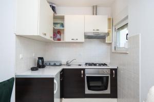 Apartments and Room Sanja