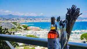 T2 Climatisé Vue Mer 11ème Etage Avec Accés Plages - Les Beaumettes