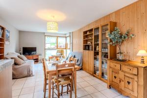 Maisons de vacances Slow Chalet Thones lake & mountain 15 min to ski lift balcony parking : photos des chambres