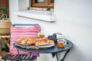 Slow Chalet Thônes lake & mountain 15 min to ski lift balcony parking