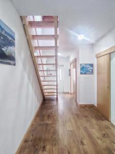 Seventy House By Furabeach