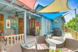 Eclectic Mandeville Home Walk to Lakefront Park - 卡温顿