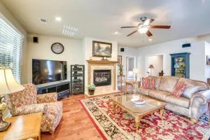Pet-Friendly Hot Springs Village Townhome with Patio - Benton