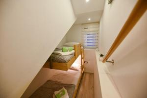 Family Apartment 300 m from the Beach,UNESCO Trogir nearby