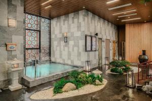 3Br Ecopark apt Onsen! Balcony lake view Free Pool