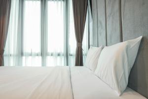 Luxurious Studio at Capitol Suites Apartment By Travelio