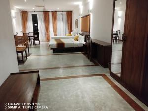Refresh Hotel Hikkaduwa