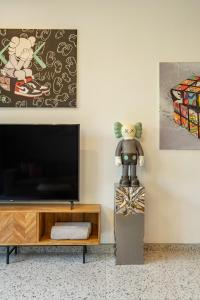 5th Element Villa Canggu - Urban Tropical Retreat meters from Canggu Beach