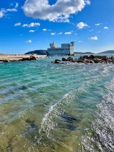 Maisons de vacances Au calme des Pins avec vue mer : photos des chambres