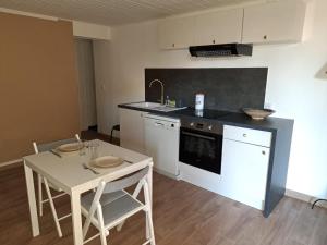 Maisons de vacances Au calme des Pins avec vue mer : photos des chambres