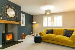 Modern Family Home - Gateway to Yorkshire - Apperley Bridge