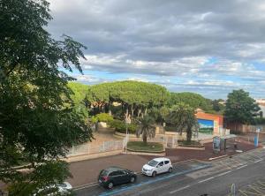 Bel appartement T3 pour 46 personnes proche centre climatisation