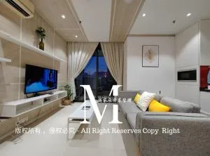 Arcoris Mont Kiara 23# 2 Bedroom Balcony #2-4pax - Kampong Segambut Dalam