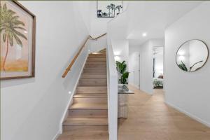 Villa on Newport Lake