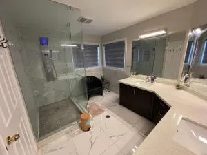 The Grandeur - Pickering