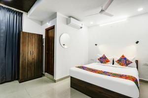 FabHotel VKs - Nr UMCC Shahpur, Jeedimetla