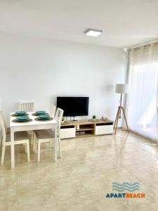 APARTBEACH GOLDEN I MUY LUMINOSO JUNTO PLAYA y CLIMATIZADO
