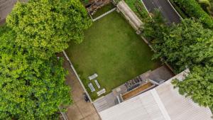Alaya Stays Imperial Serenia 3-BHK with Common Pool & Garden Near Karla Cavs and Bhushi Dam