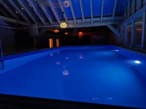 Domki Złote Piaski Kryty Basen Sauna Jacuzzi