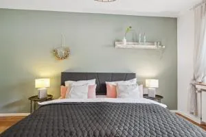 LEVEL22 ! charmant, zentral, in Bahnhofsnähe - Opladen