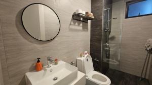 Kid Fun Trion 2 KL City 5Pax Free shutter bus to MRT LRT