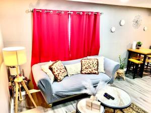 Welcome International Guests-Medical Residents-free shuttle downtown-full kitchen- free parking