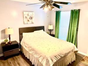 Welcome International Guests-Medical Residents-free shuttle downtown-full kitchen- free parking