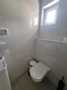 SUBTUB Hostel Makarska