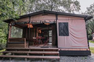 Camping Onlycamp de Besançon