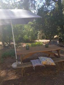 B&B / Chambres d'hotes Chambre independante au calme : photos des chambres