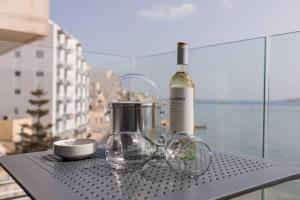 Lovely 1BED Seafront SPB - Flat 4 by Homely