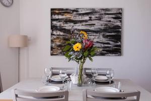 Lovely 1BED Seafront SPB - Flat 4 by Homely