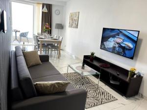 Lovely 2BED seafront-xemxija -FL3 by Homely