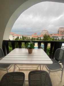 Cozy apartment in Kambani 1