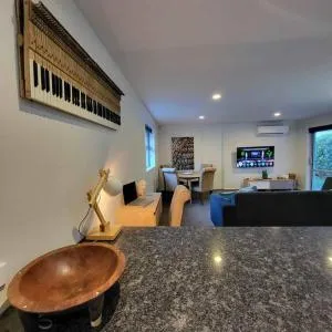 Barefoot Beach House Pegasus NZ - Ashley