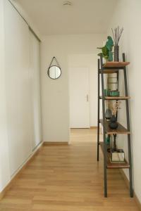 Appartements TheSkyFall , cosy appartement, terrasse & parking : photos des chambres