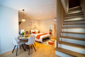 Au Duplex dOr Centre Historique