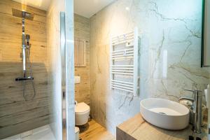 Au Duplex dOr Centre Historique