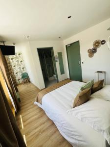 Hotels L Hemisphere : photos des chambres