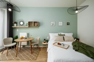 Prague Days - Premium Studios w Stunning Terraces - Easy City Access