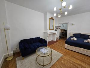 Appartements Suite chic, contemporaine au pied de la Cathedrale : photos des chambres