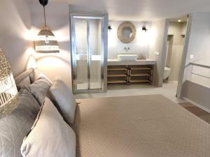 Bellaqua seaview loft suite