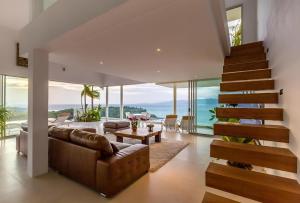 Lora 3br golden sunset view