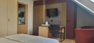 Rooms & Apartments Kepic, AIRPORT accomodation - 戈雷尼斯卡地区采尔克列