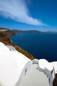 Amaya Sentiment Villa Caldera View-Outdoor Hot Tub Oia Santorini