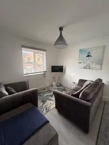 The Loft and The Den Apartments - Alverstone