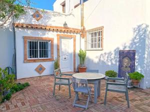 Chalet en Zahora con vistas al mar La Luna Blan