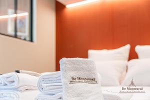 De Montescal - SPA Tub and AC Cosy apartment a prime location 40m2