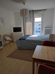 Appart'hotels Les Jasmins d-Aytre : photos des chambres