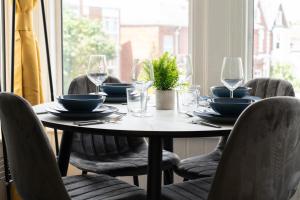 Open Mind Property - Studio with 2 Beds